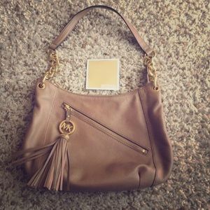 Michael Kors Purse (tan)